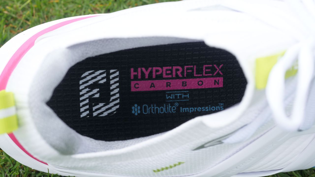 A detial of the Ortholite Impressions midsole on the Hyperflex Carbon