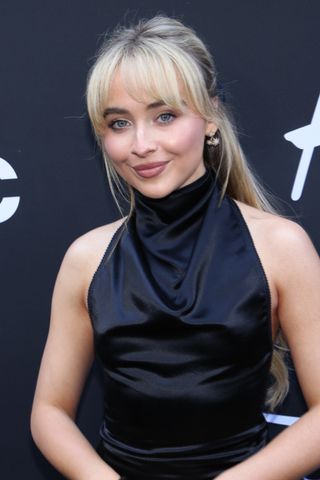 Sabrina Carpenter Wears a Half-Up, Half-Down Hairstyle