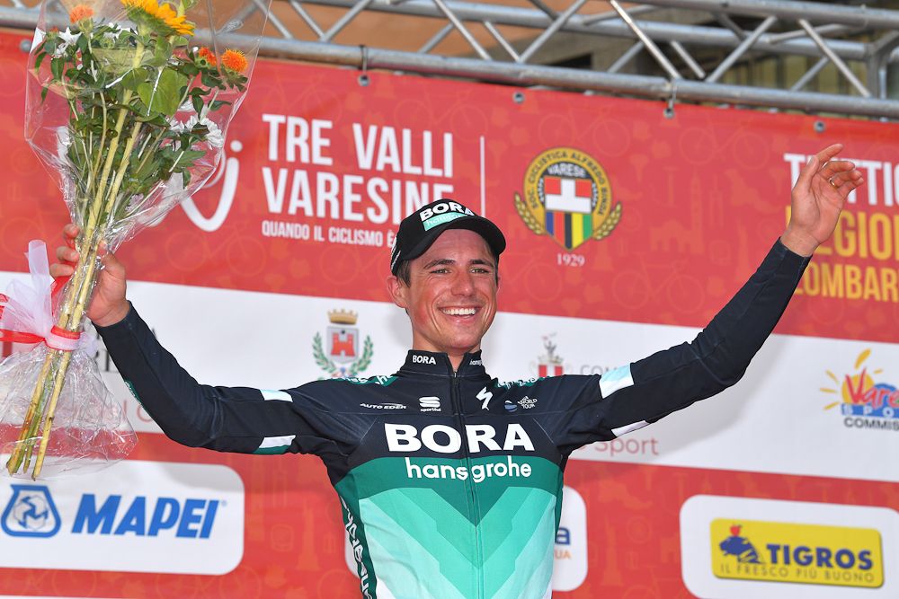 Peter Kennaugh on the Tre Valli Varesine podium
