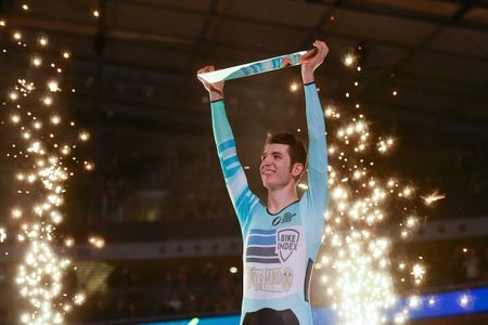 Picture by Will Palmer/SWpix.com - 04/12/2021 - Cycling - UCI Track Champions League Round 4 - London / Lee Valley VeloPark, London, England - The USA's Gavin Hoover celebrates winning the UCI Track Champions League men's Endurance trophy.