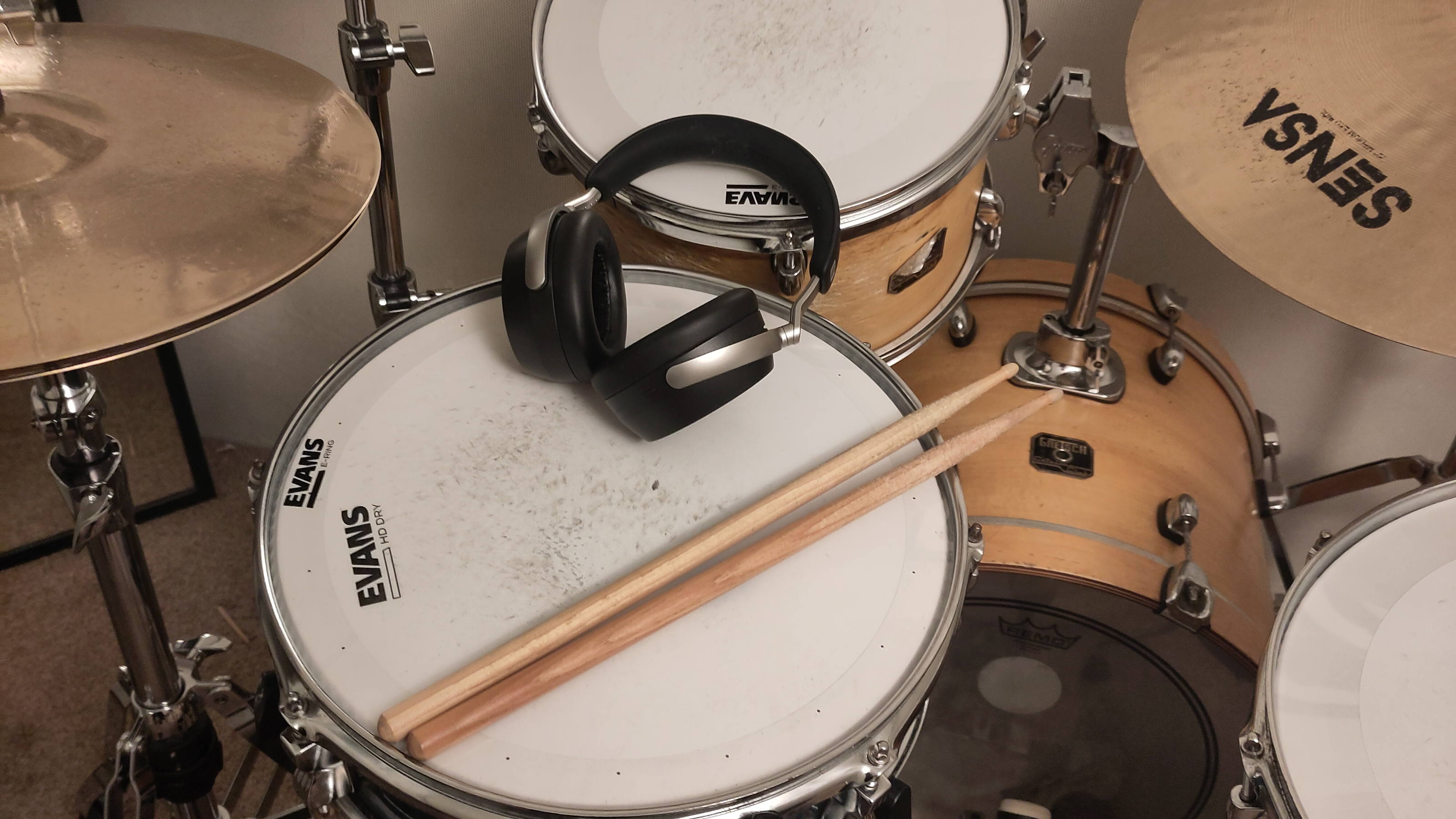 Photograph of Sennheiser HDB 630 headphones