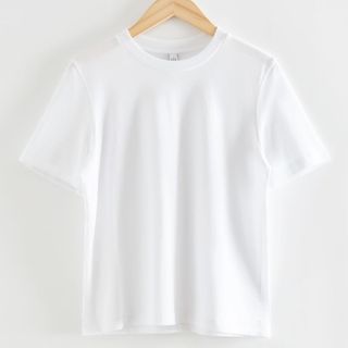 white short sleeved t-shirt