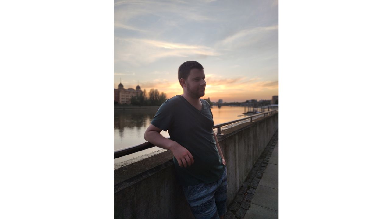 A picture captured in Portrait mode