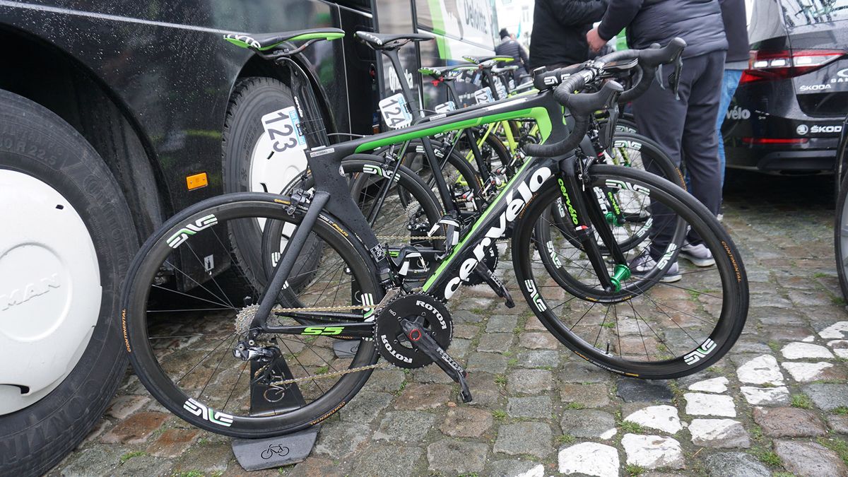 Team Dimension Data raced on a mix of Cervelo R3, R5 and and S5 framesets