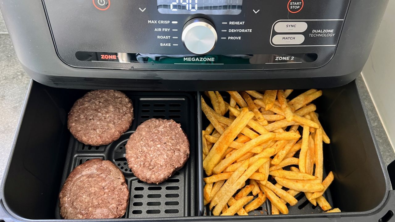 Ninja AD600CO Foodi 7-in-1 FlexBasket Air Fryer