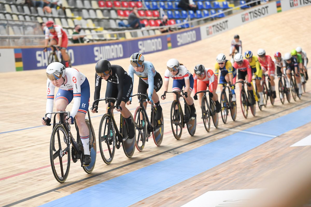 Picture by Simon Wilkinson/SWpix.com - 22/10/2021 - Cycling - Tissot 2021 UCI Track Cycling World Championships - Women's Omnium Qualifiers - Stab Velodrome, Roubaix, France - Great Britain's Katie Archibald in women's omnium qualifiers.