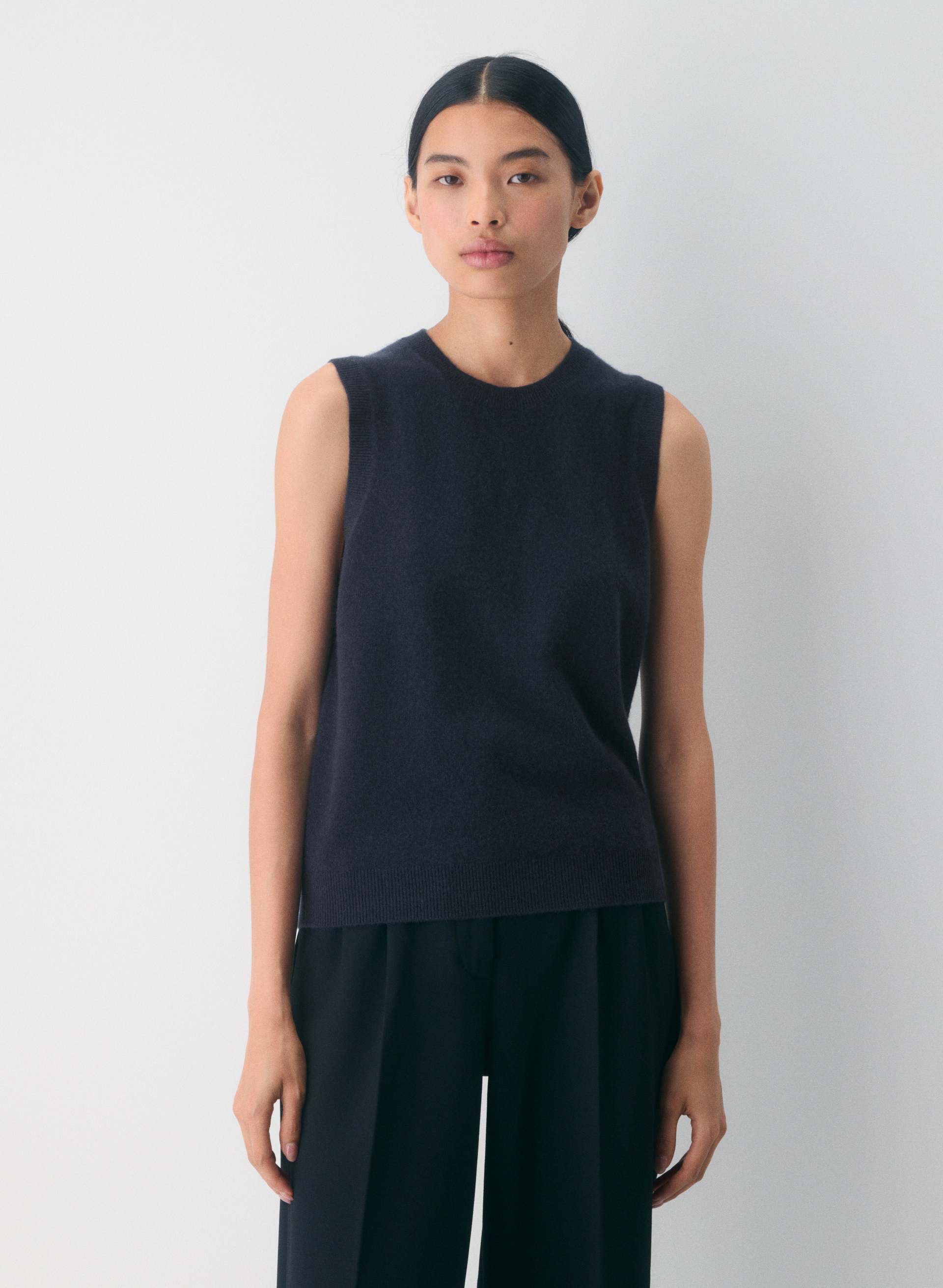 Aritzia, Bare Cashmere Crew Sweater Vest