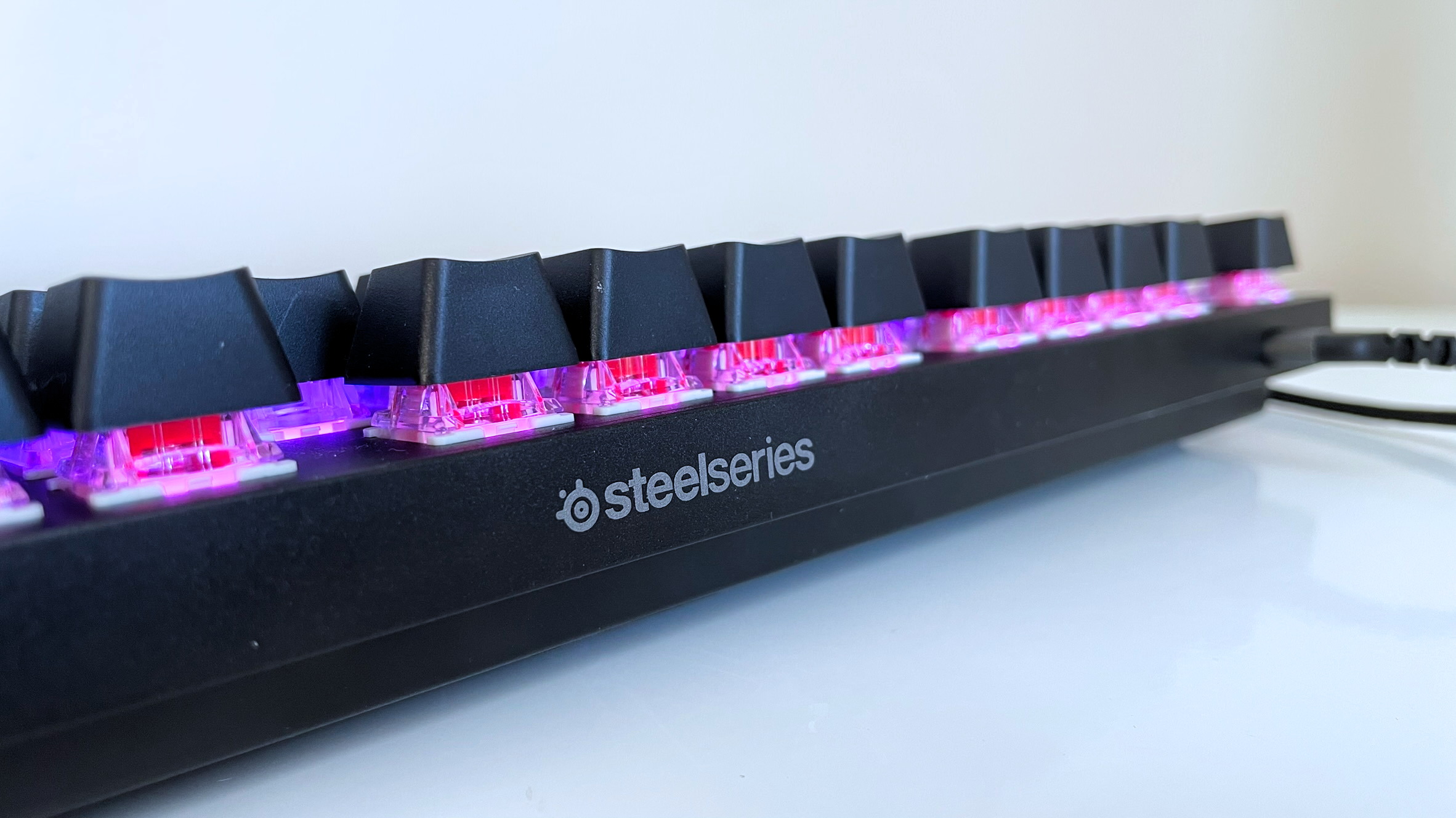 Close up of the SteelSeries logo on the back of the SteelSeries Apex Pro Gen 3 TKL