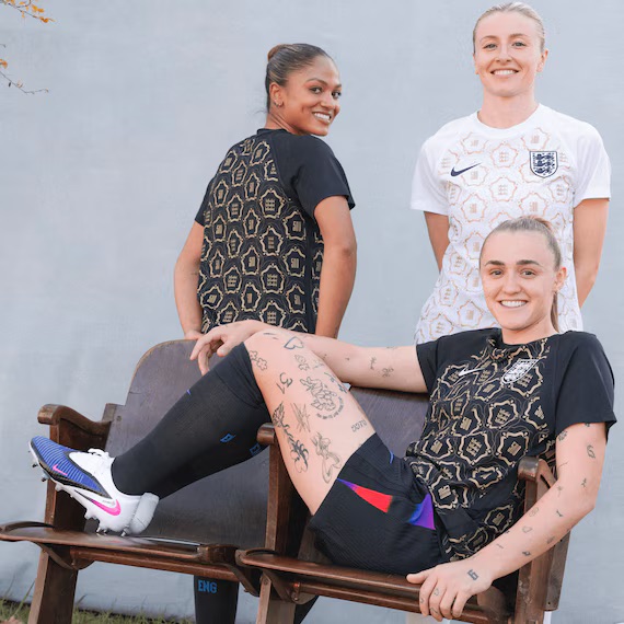 Lionesses 500th celebration shirt