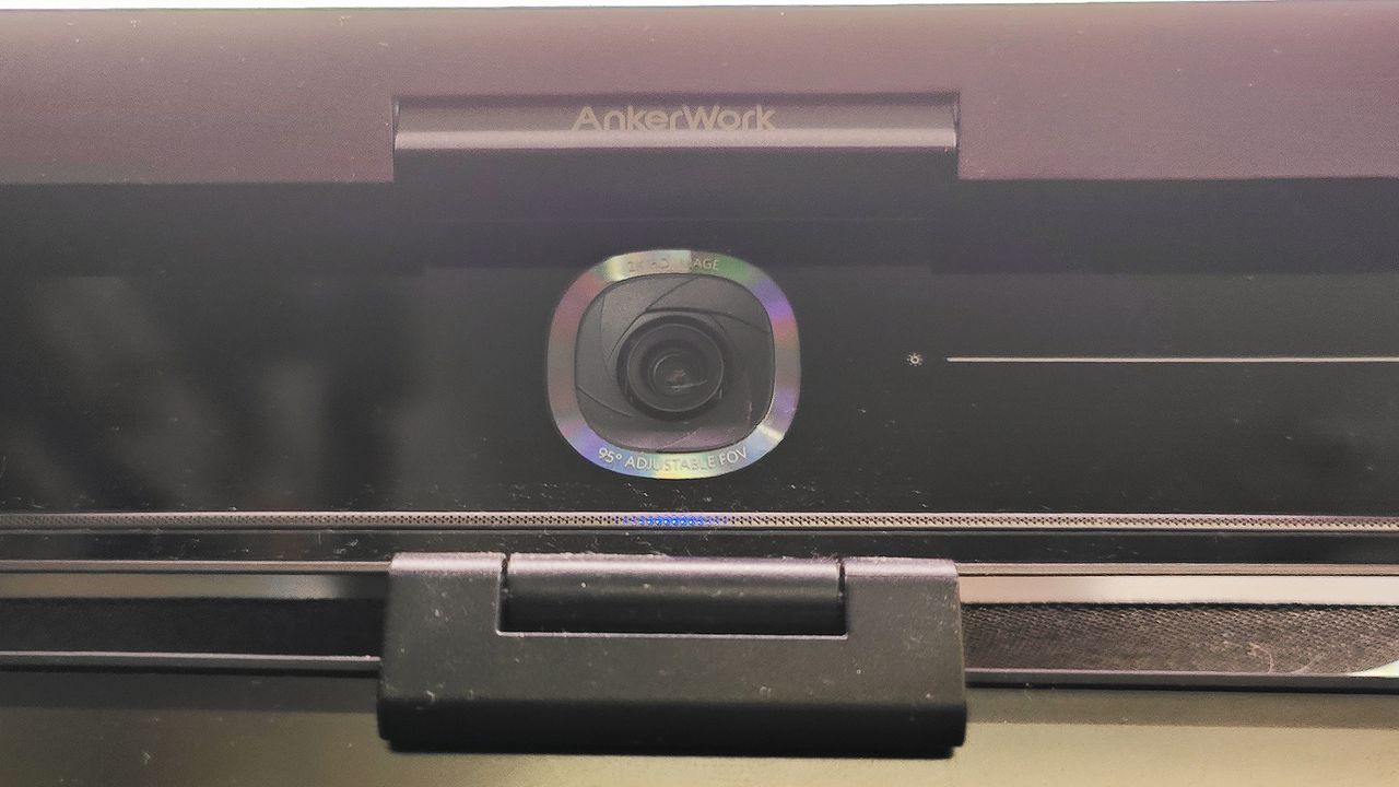 A closeup of the Ankerwork B600 Video Bar's lens