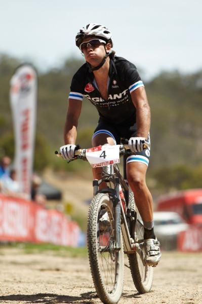 So close, an exhausted Lachlan Norris finishes in 2nd in the Elite Mens XC
