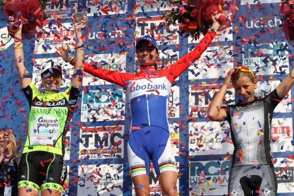 It would not Trofeo Binda without confetti for the podium