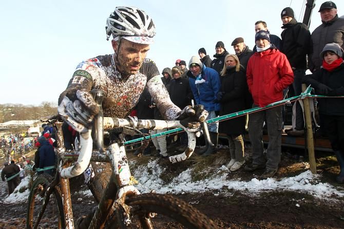 Niels Albert dug deep to take sixth