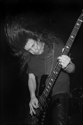 Bang that head, Tom Araya live at the Roseland Ballroom, NYC in 1995