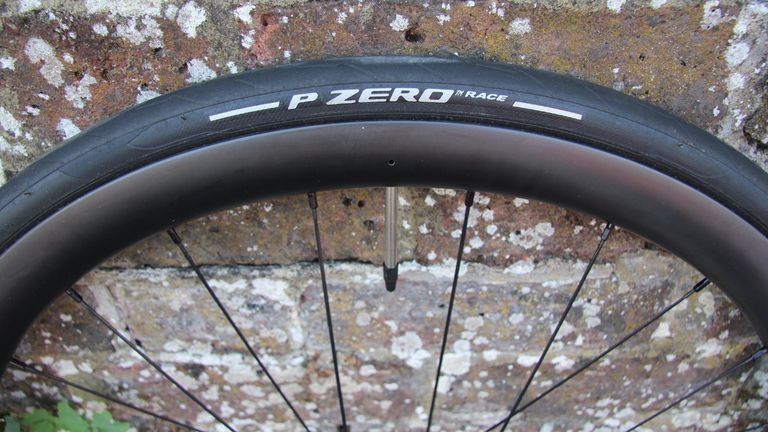 pirelli p zero race red