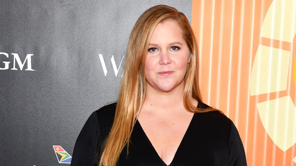 Amy Schumer shares pic of son's birth on national bikini day | Woman & Home