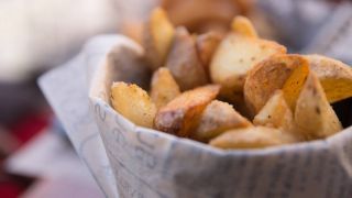 Foods to cook in a pizza oven: Potatoes