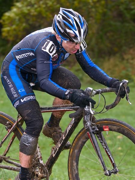 After suffering a crash the day before that required stitches, Laura Van Gilder (C3 &ndash; Athletes Serving Athletes) chose a rather low-tech duct tape bandage for today&rsquo;s race.