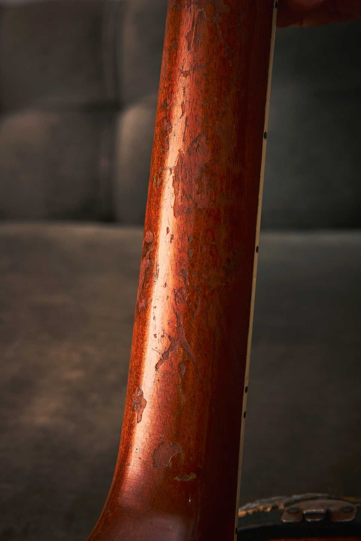 The neck carries the wear marks of decades of use. It&rsquo;s possible that parts of the neck had light spray-over to blend the top&rsquo;s refinish with the rest of the guitar, but there is no evidence that Kossoff modified the neck to slim it down from its original dimensions.