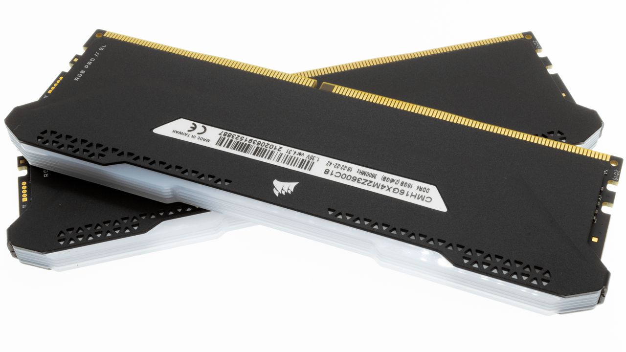 Corsair Vengeance RGB Pro SL DDR4-3600 C18
