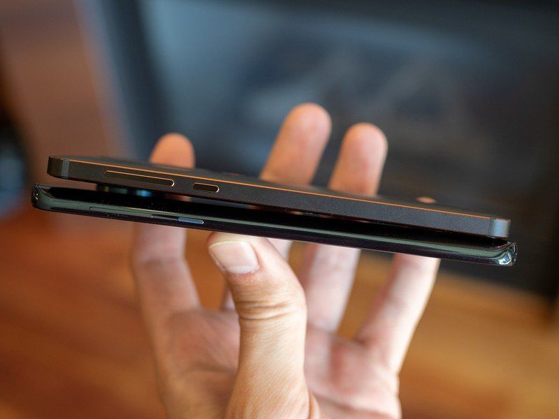 Nokia 6.1 and Moto G6 Plus