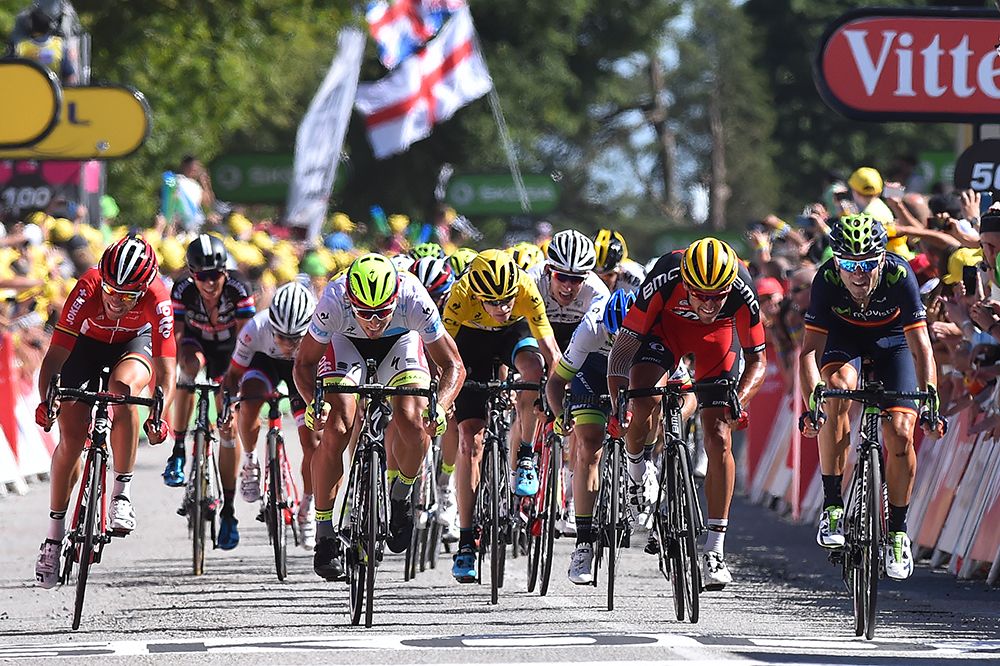 Peter Sagan (Tinkoff-Saxo) leads the charge to the line