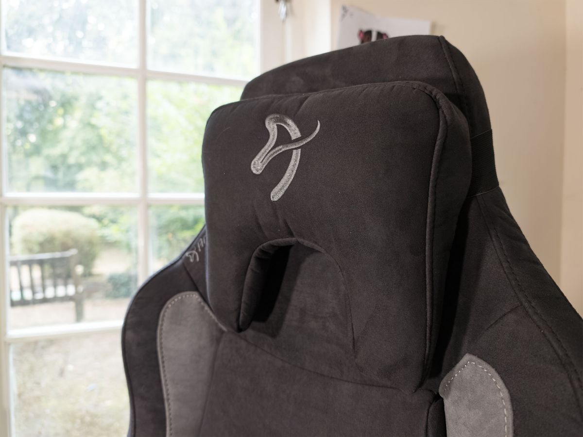Closeup of the Arozzi Vernazza Supersoft gaming chair's neck pillow