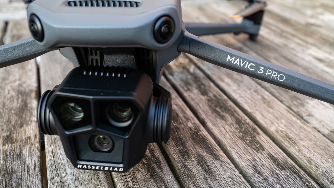 DJI Mavic 3 Pro-3 camera close up (1).