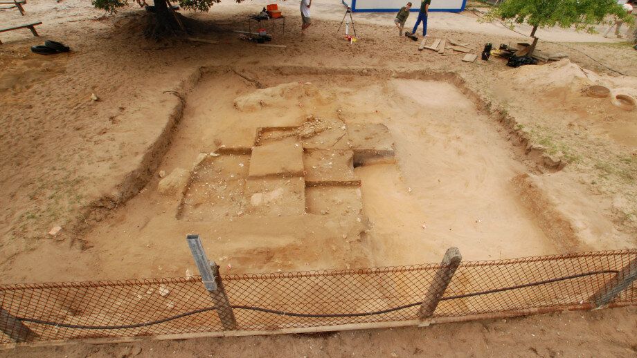 Kindergarteners Stumbled Across This 5,600-Year-Old Burial Mound ...