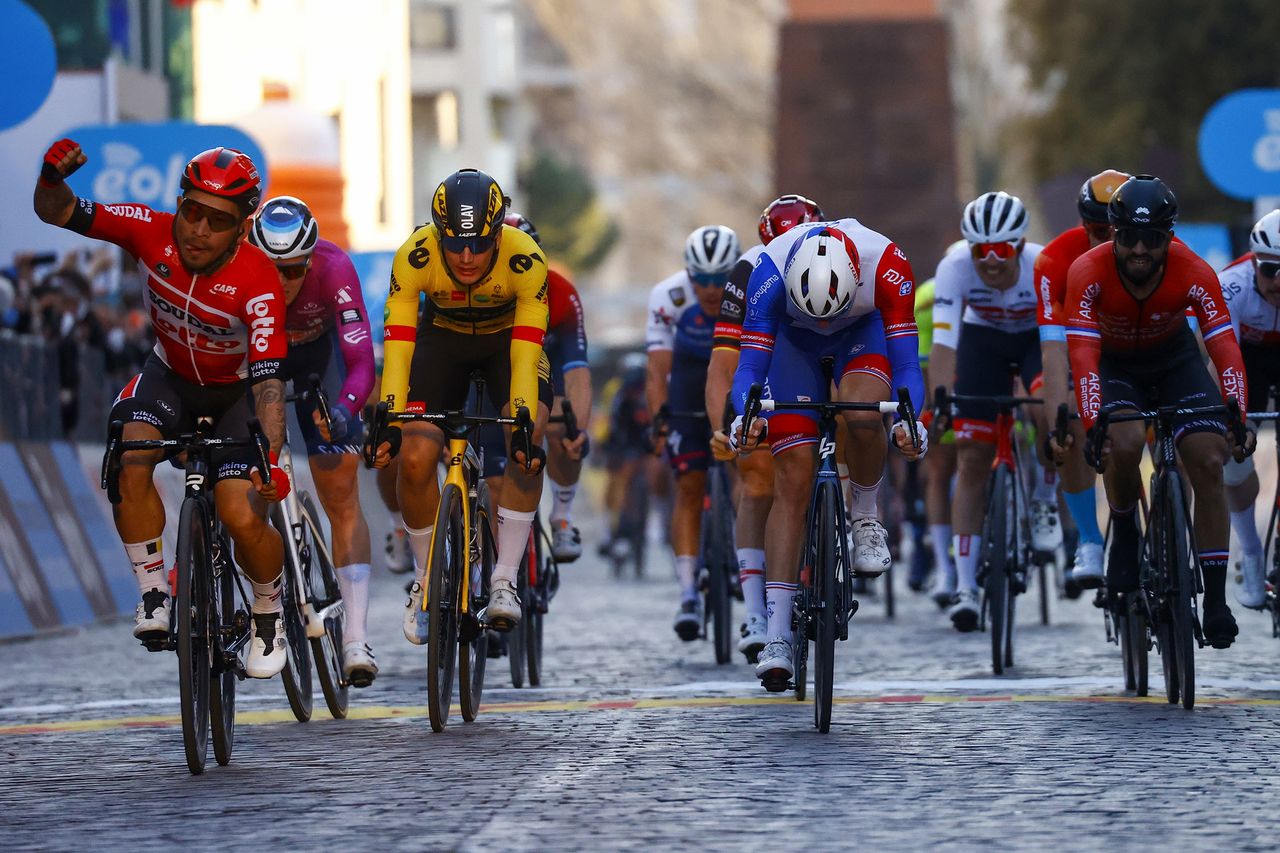 Tirreno Adriatico 2022 - 57th Edition - 3rd stage Murlo - Terni 170 km - 09/03/2022 - Caleb Ewan (AUS - Lotto Soudal) - Arnaud Demare (FRA - Groupama - FDJ) - Olav Kooij (NED - Team Jumbo - Visma) - Nacer Bouhanni (FRA - Team Arkea Samsic) - photo Luca Bettini/SprintCyclingAgency&Acirc;&copy;2022