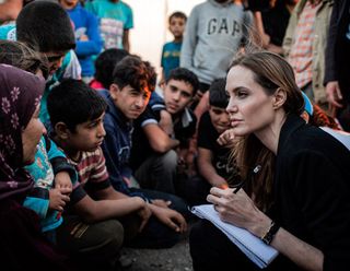 Angelina Jolie visits Syrian refugees