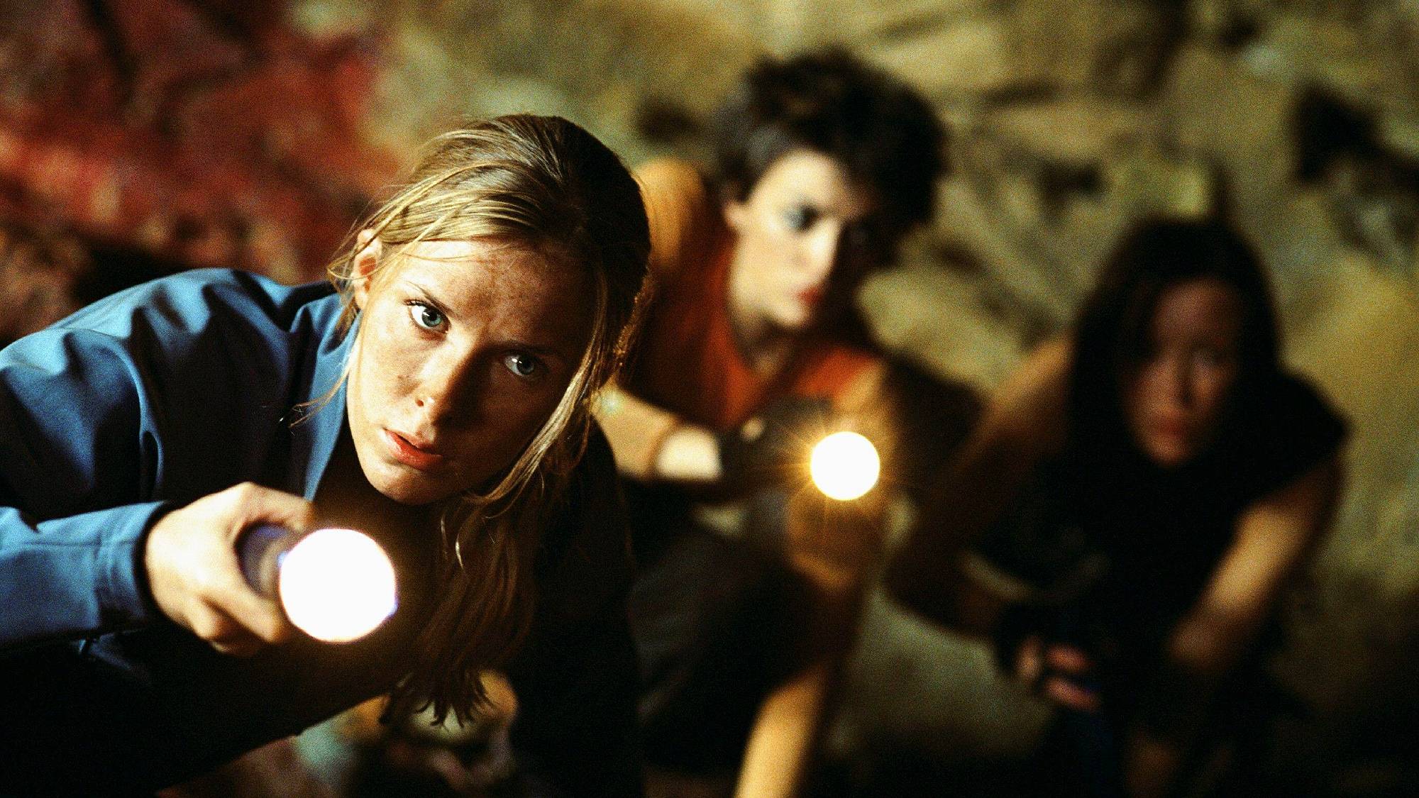 Shauna Macdonald in &quot;The Descent&quot; movie (2005)