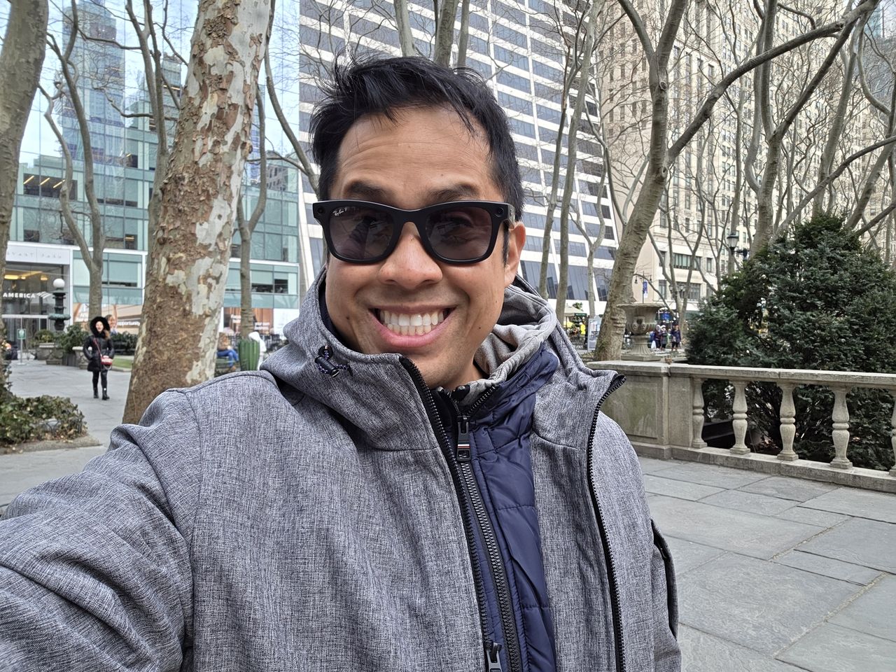 Samsung Galaxy S25 Ultra selfie sample.