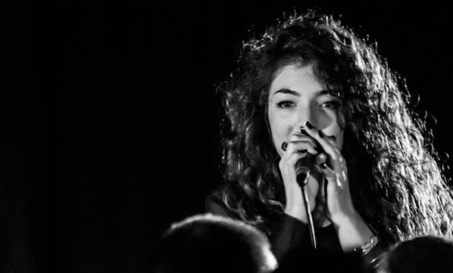 Lorde Covers Tears for Fears' 'Everybody Wants to Rule the World' for the  'Hunger Games: Chasing Fire' Soundtrack