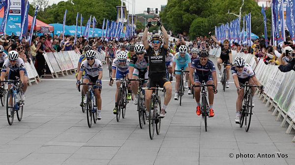 The winning break is initiated by Alex Darville (Airgas Safeway) going up Eighth Street hill.