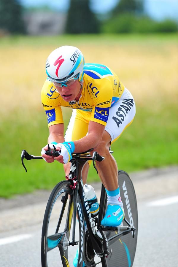 Alexander Vinokourov (Astana) suffered in the Grenoble time trial.