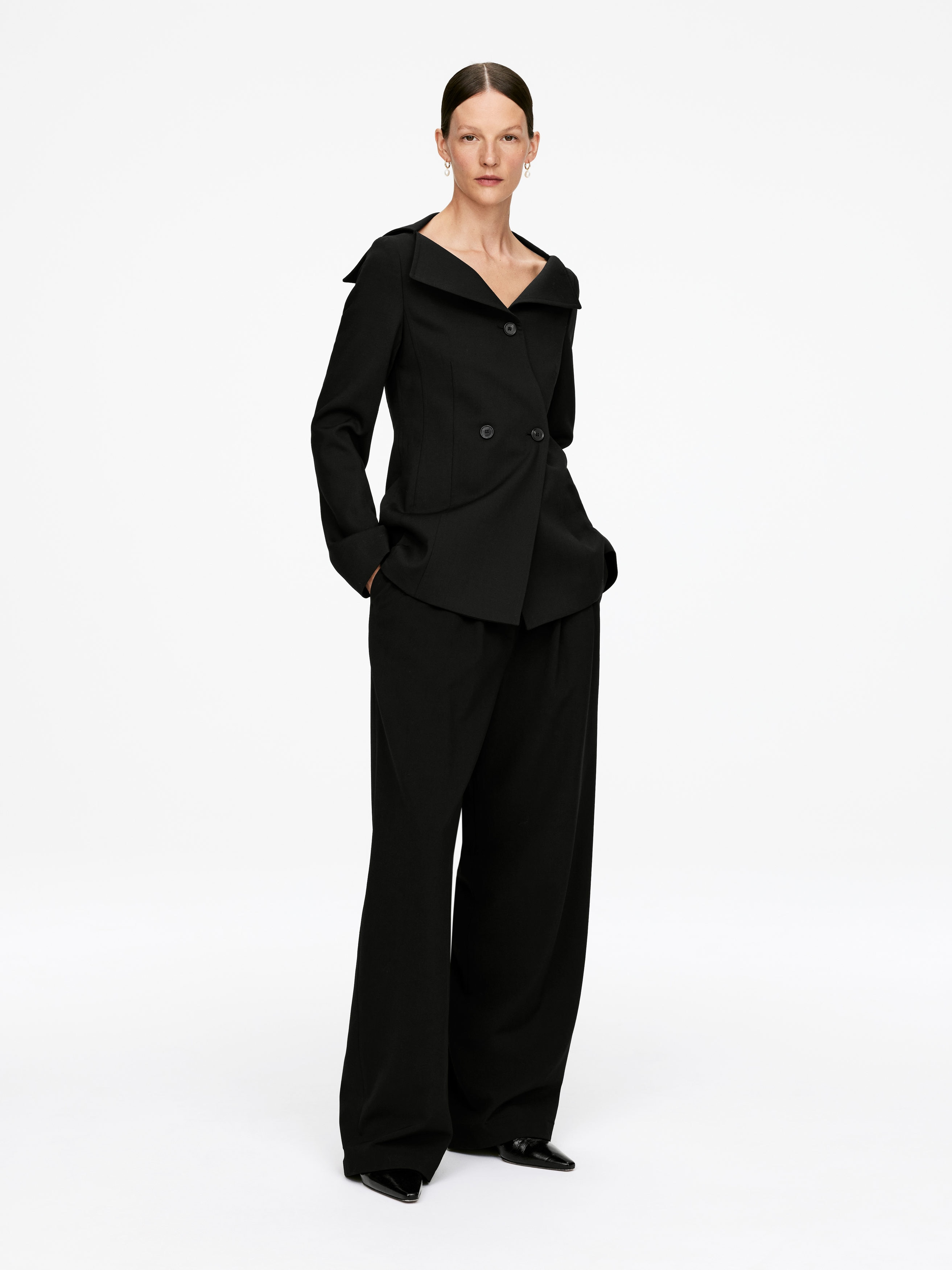 Off-Shoulder Blazer &amp;ndash; Black &amp;ndash; Women &amp;ndash; Arket Gb