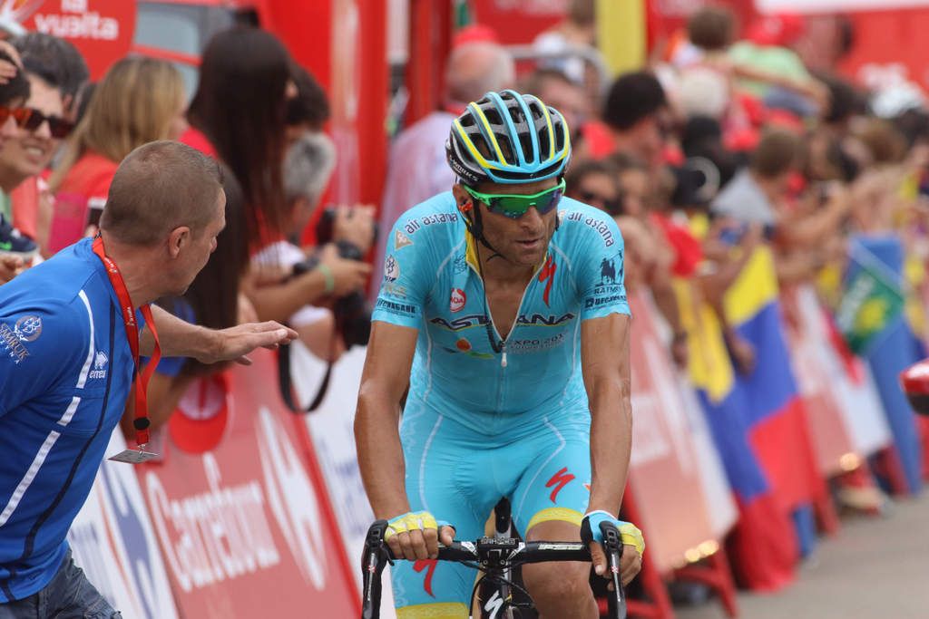 Michele Scarponi (Astana) stays inside the top-ten