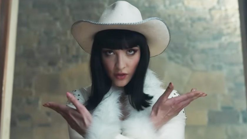 Lera Abova as Miss All Sunday in One PIece