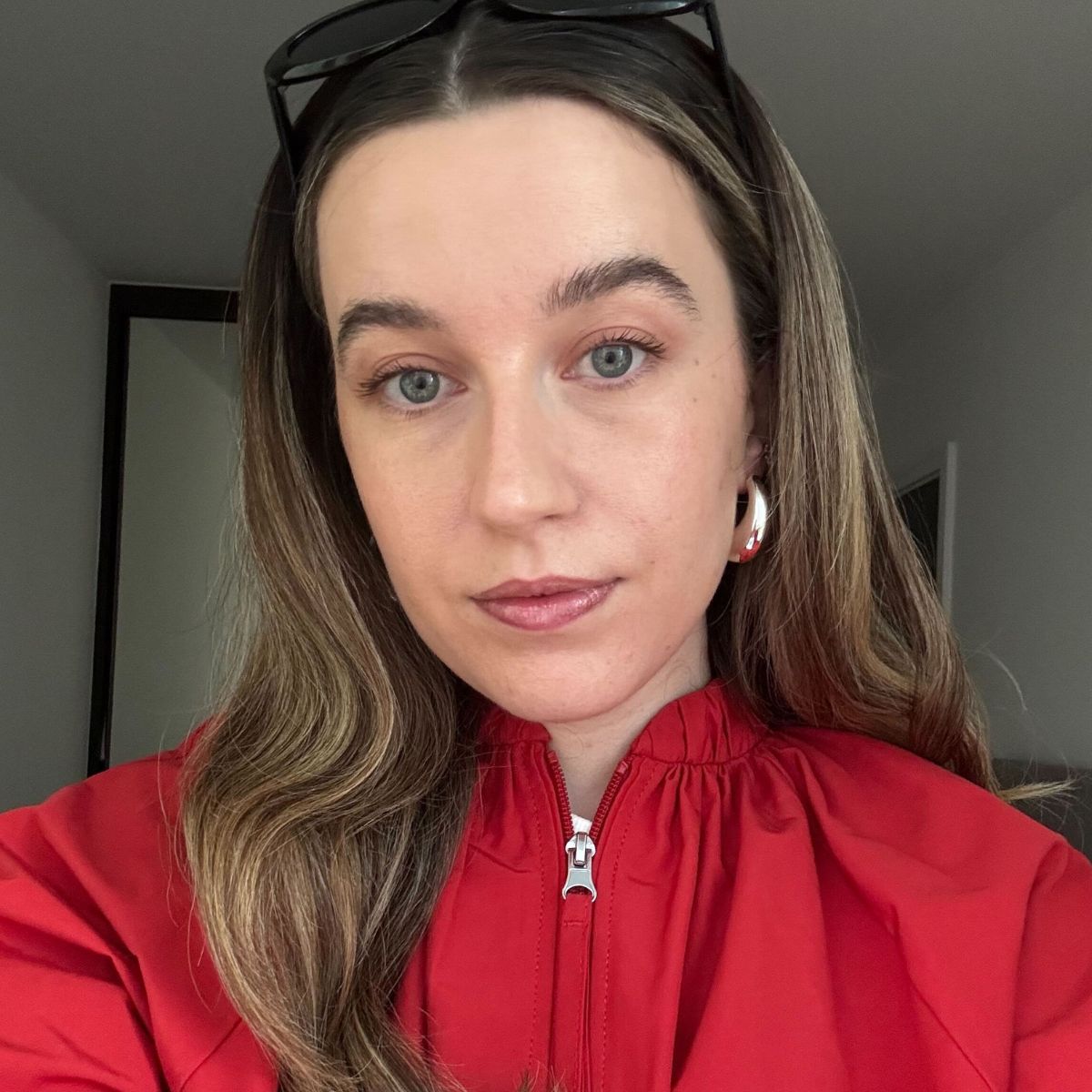 Deputy beauty editor Grace Lindsay testing a lip liner stain