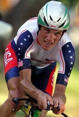 Tyler Hamilton on his way to the gold medal in the time trial at the 2004 Olympics