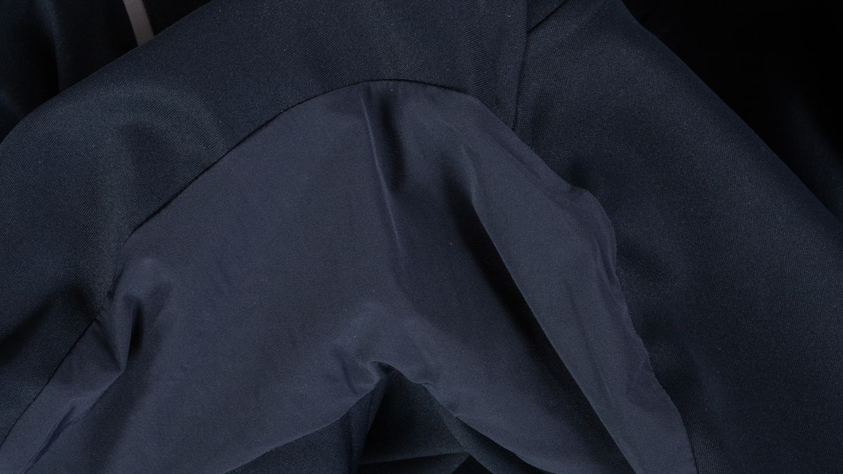 Rapha Pro Team Long Sleeve Gore-Tex Infinium Jersey venting under the arm