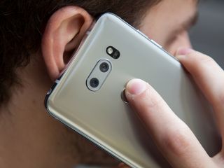 LG V30