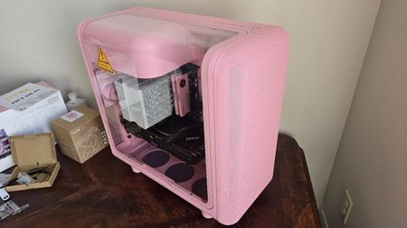 Hyte X50 Case