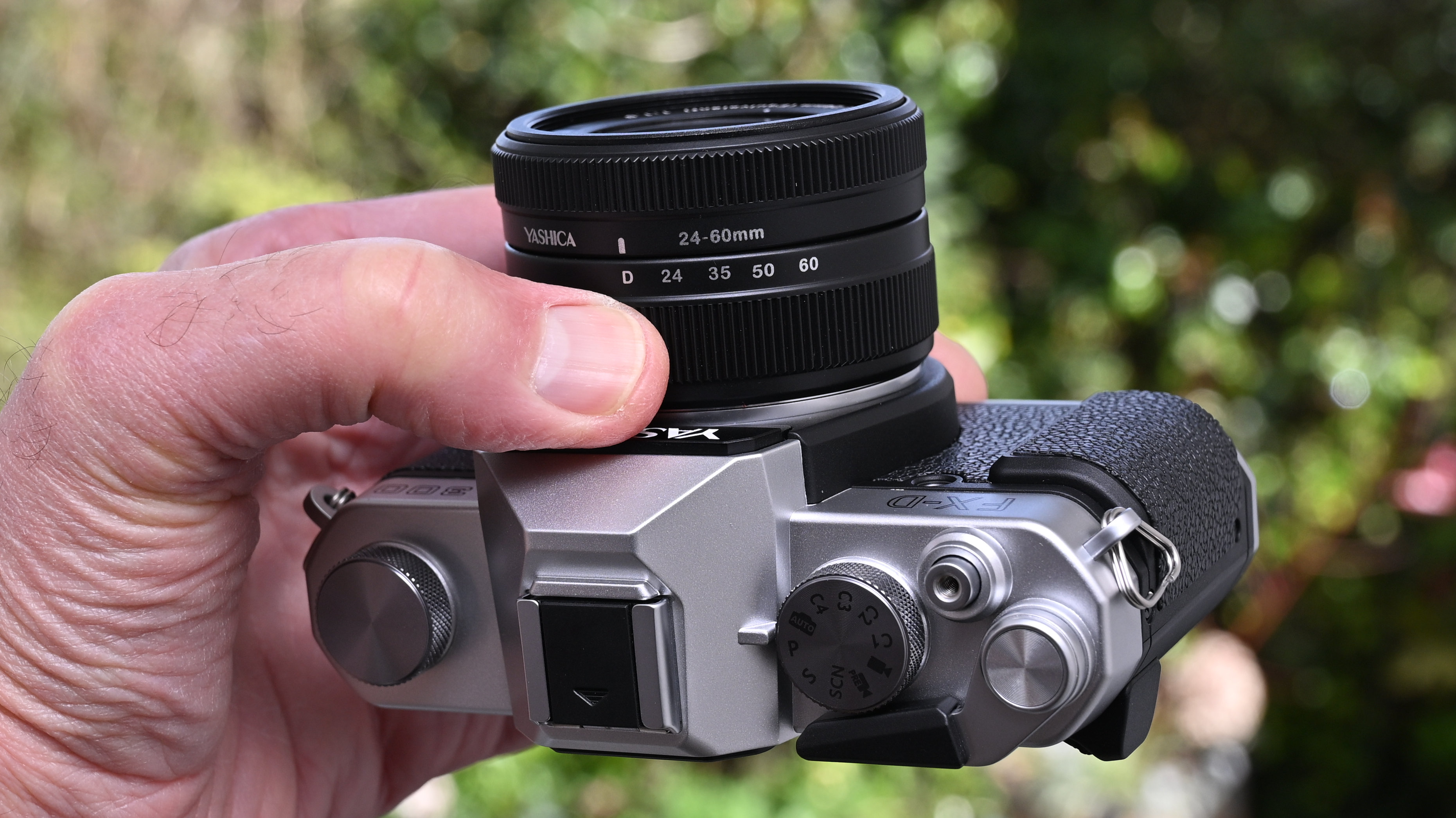 Yashica FX-D 300 product shot