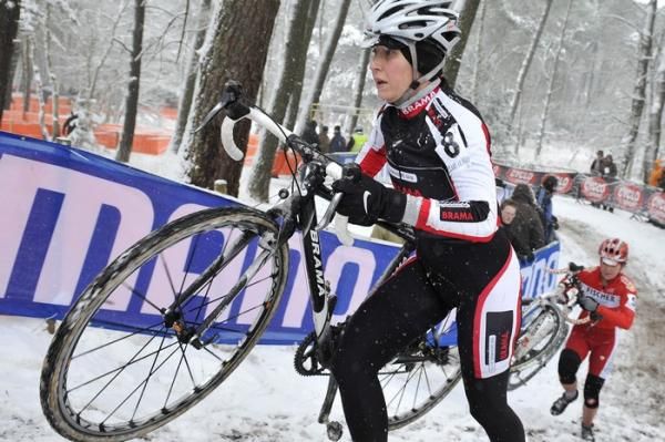 The Netherlands' Arenda Grimberg en route to a 17th place finish.