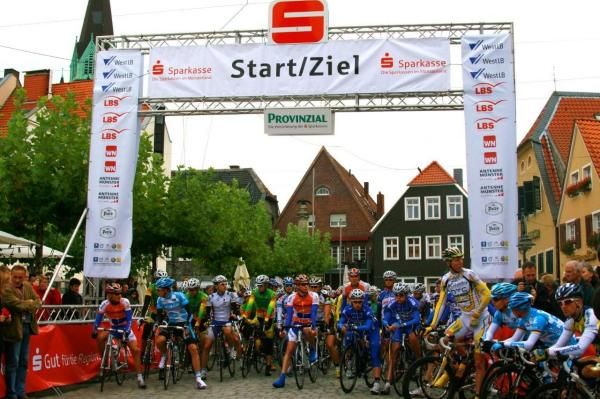 Only a few minutes before the race starts.