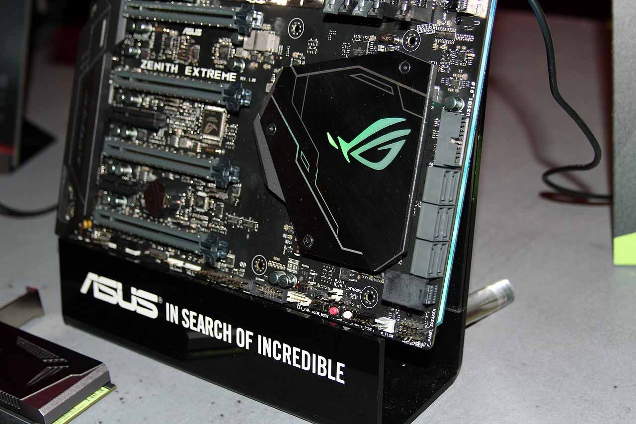 Asus X399 ROG Zenith Extreme ThreadRipper Motherboard Debuts At