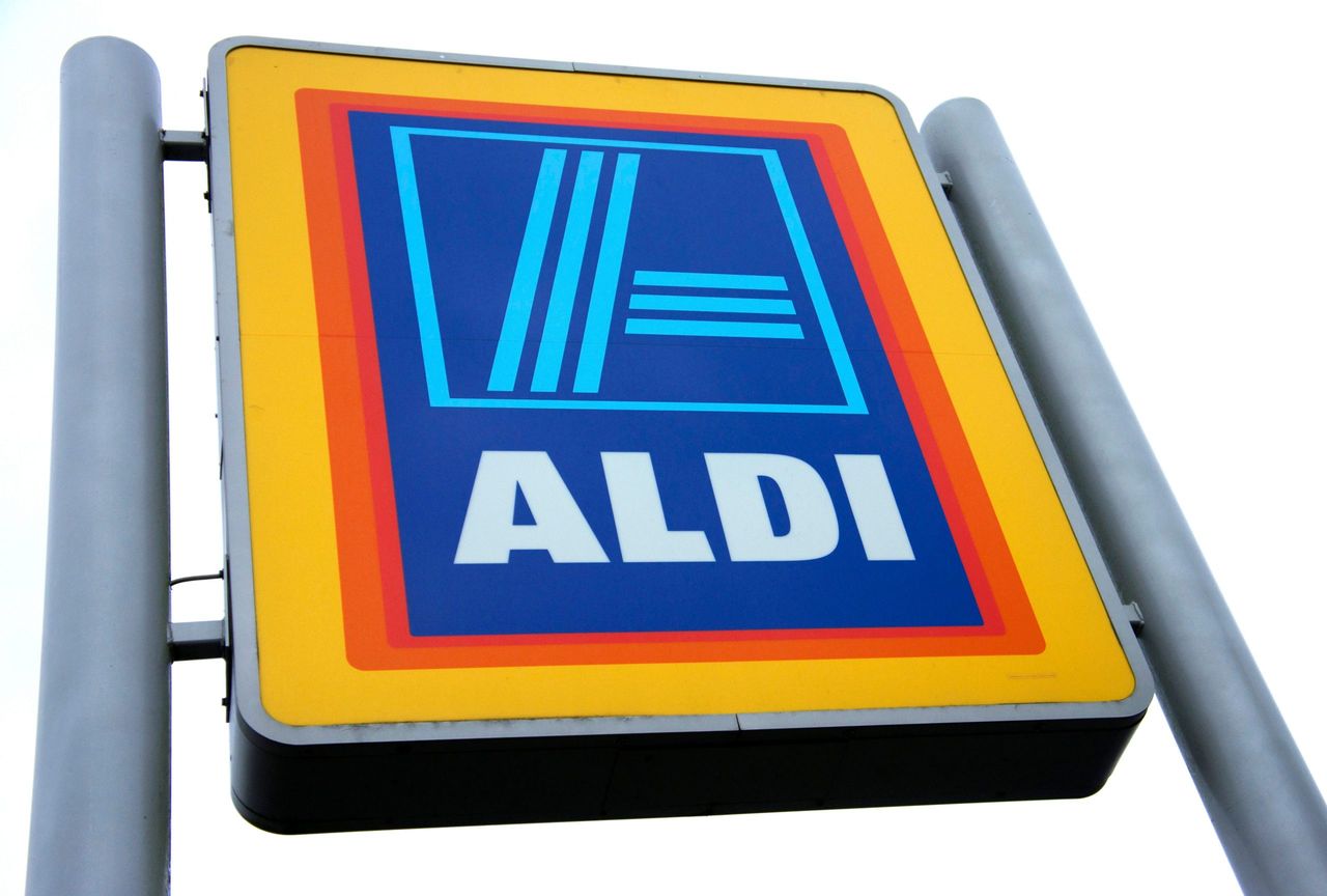 Aldi sign outside store