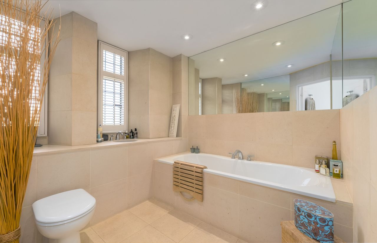 Images of Court Yard, Eltham